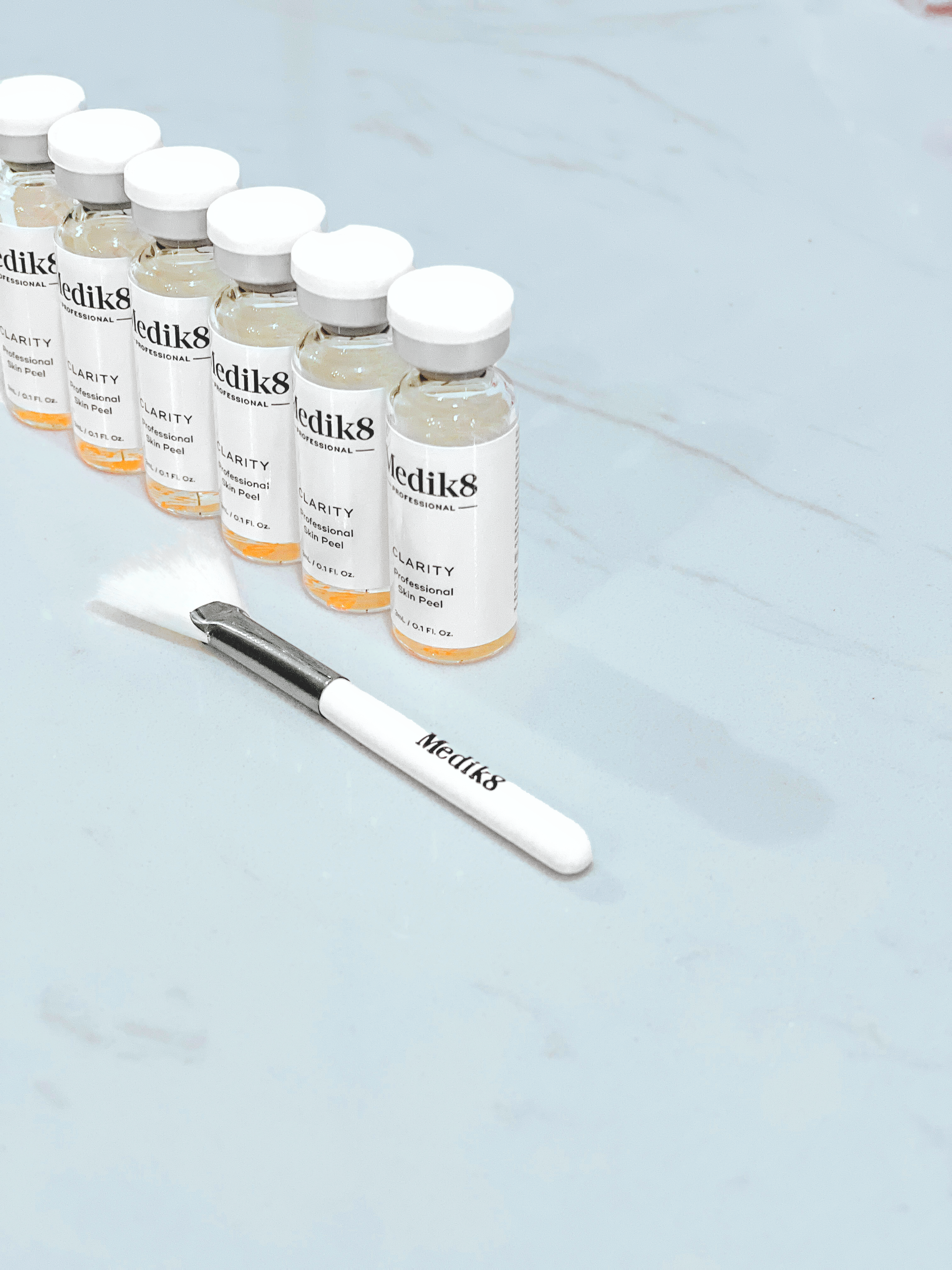 Peel da trị mụn Medik8 Cocktail Peel - Clarity
